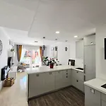 Luxury Side In Playa Apartmán *